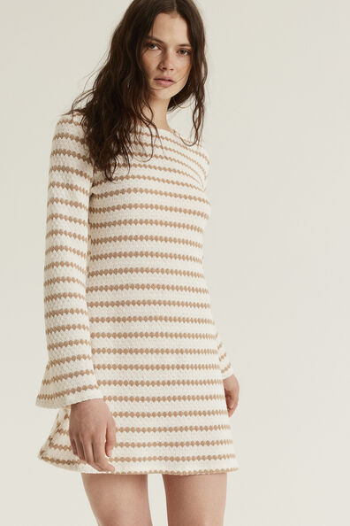 Open-back knitted dress