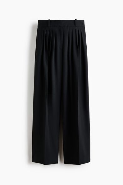 Wide pleated trousers