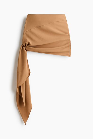 Asymmetric tie-detail skirt