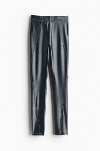 Flatlock-seam leggings
