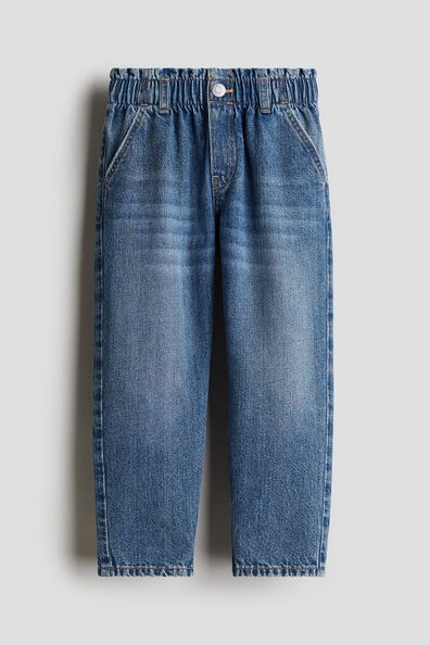 Loose Fit tapered Jeans