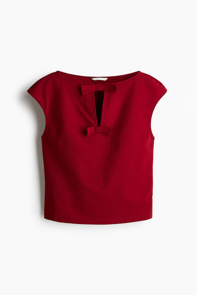 Bow-front top