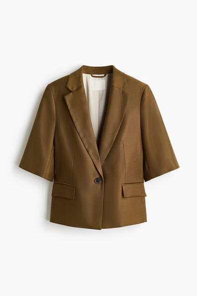 Short-sleeved blazer