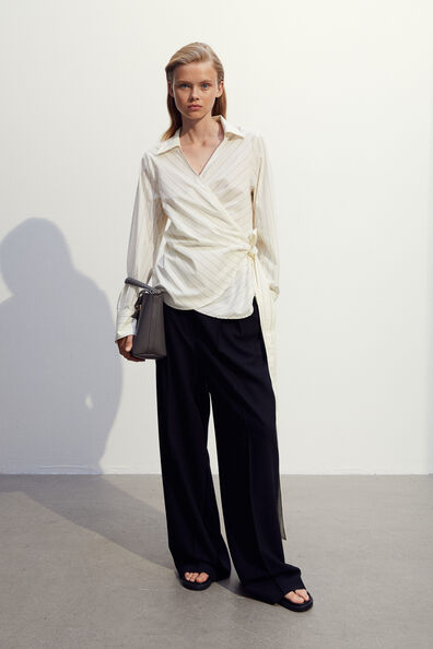 Poplin wrap shirt