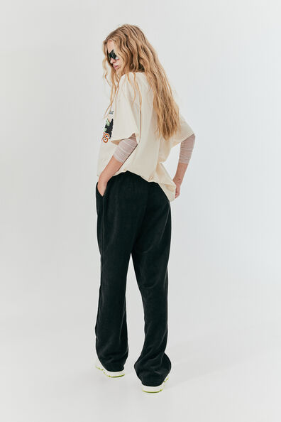 Wide corduroy trousers