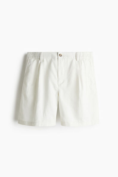 Regular Fit Crease-leg shorts