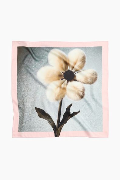 Printed scarf