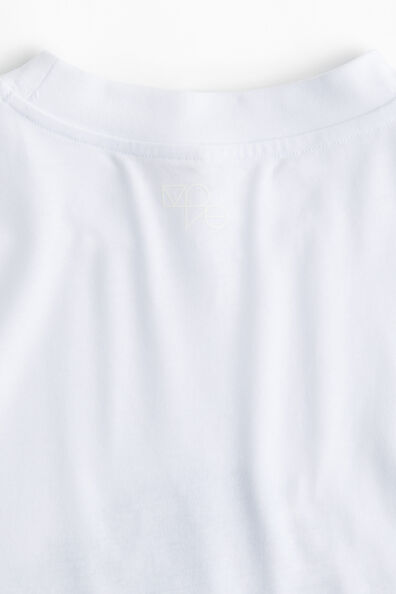 Белый