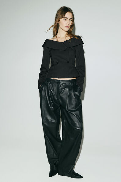 Чёрный