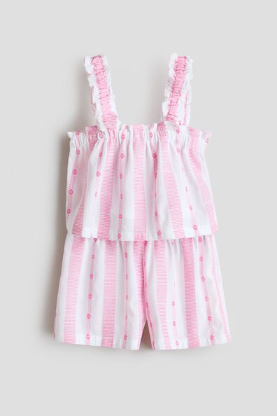 2-piece top and shorts set