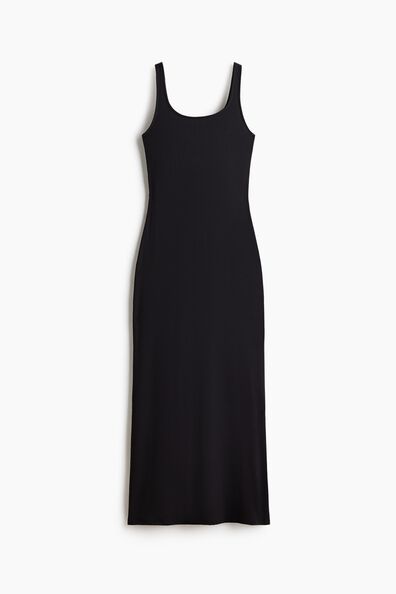 Scoop-neck bodycon dress