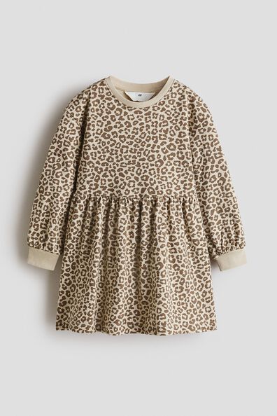 Oversized sweatshirt dress