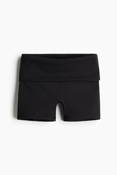 Sports cycling shorts with SoftMove™