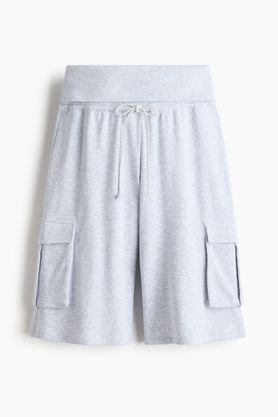Knee-length sweatshorts