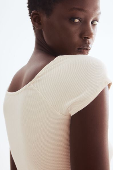 Белый