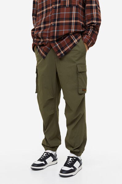 Relaxed Fit Nylon cargo joggers