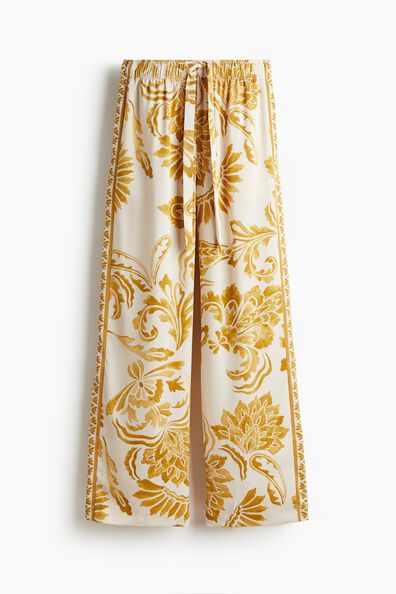 Wide trousers