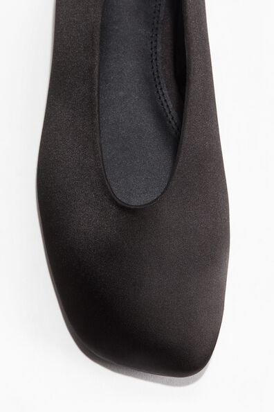 Satin ballet pumps