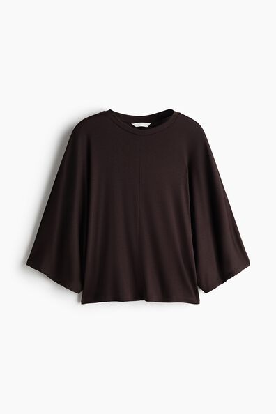 Batwing-sleeved T-shirt