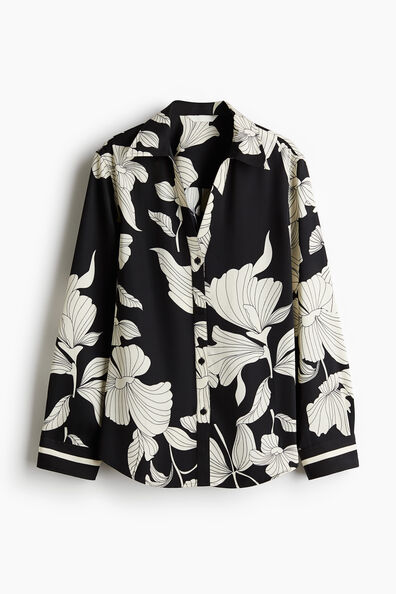 Long-sleeved shirt