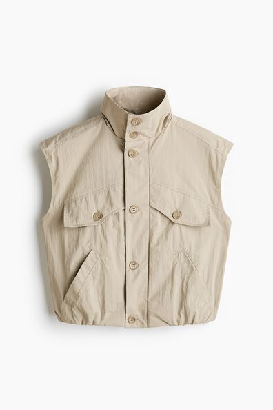 Sleeveless utility shirt