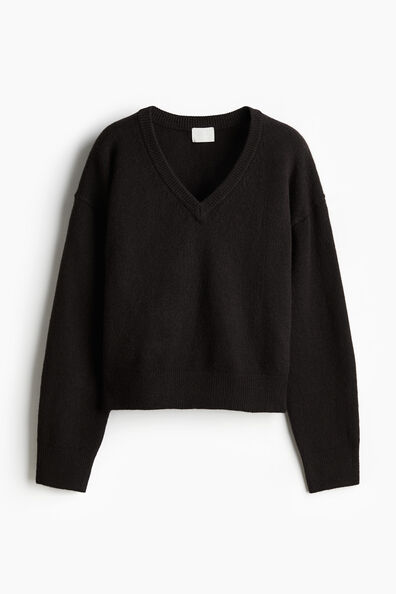 V-neck jumper