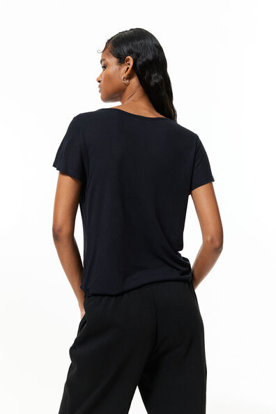 Ribbed T-shirt