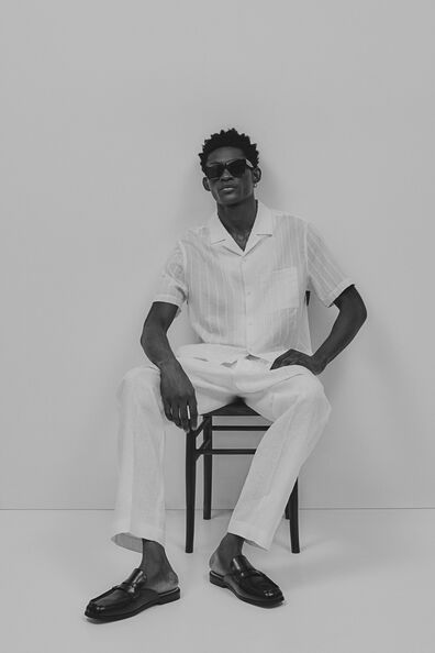 Regular Fit Textured-weave resort shirt