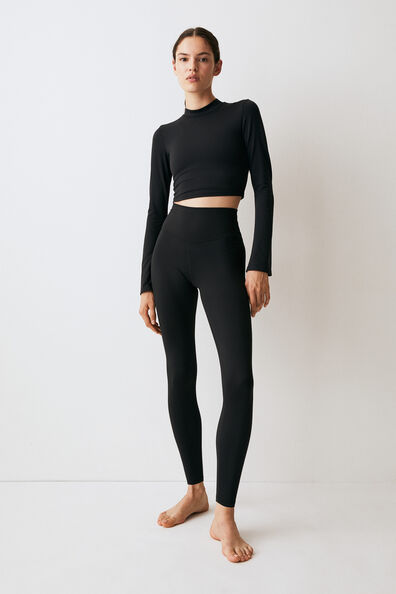 SoftMove™ Cropped sports top