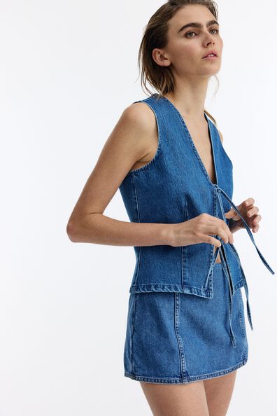 Синий