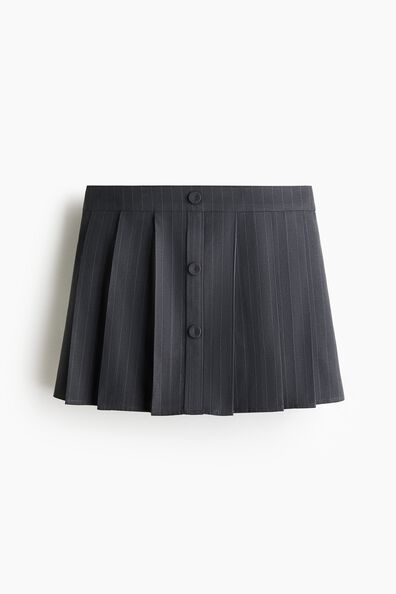 Pleated twill skort