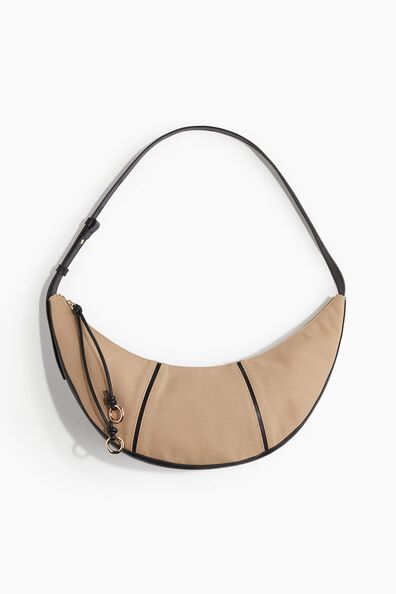 Curved shoulder bag