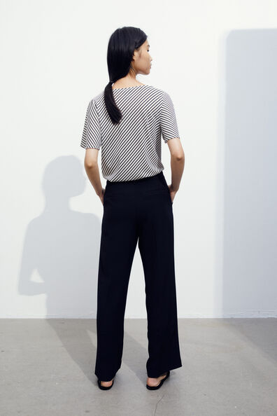 Straight trousers