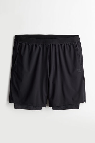 Mid-length 2-in-1 sports shorts with DryMove™