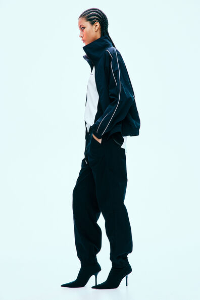 Low-waisted pull-on trousers