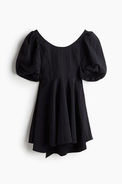Balloon-sleeved dress