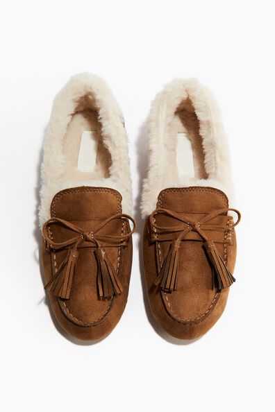 Warm-lined slippers