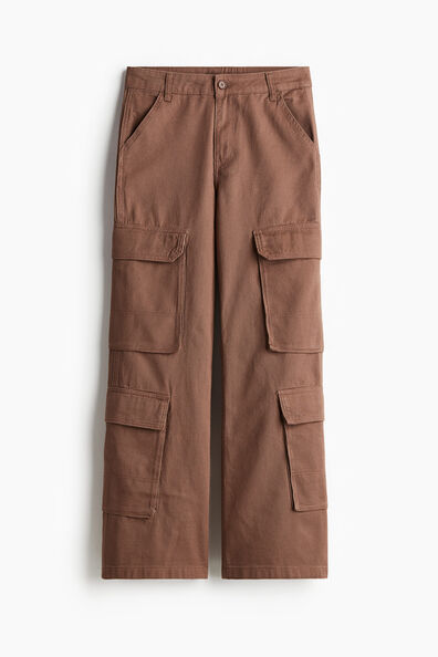 Wide cargo trousers