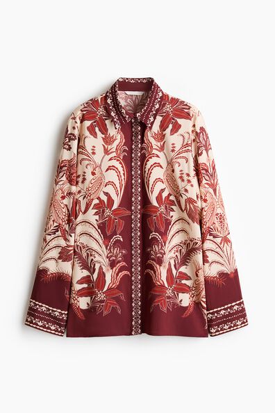 Oversized printed shirt