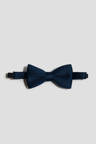 Satin bow tie