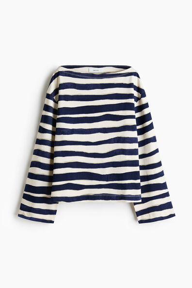 Cut-out cotton top