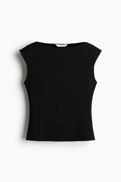 Boat-neck top