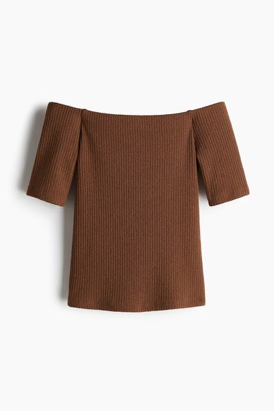 Rib-knit off-the-shoulder top