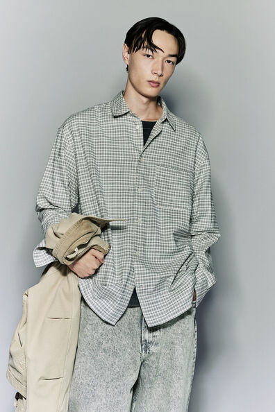 【お気にいる】 Loose Fit hoodie Printed フラワー・リース