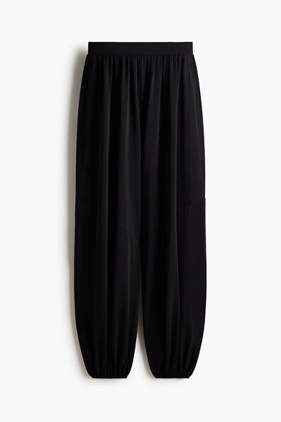 Balloon-leg trousers