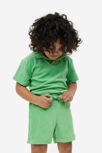 Зелёный