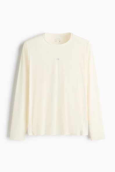 Long-sleeved sports top with CoolMove™