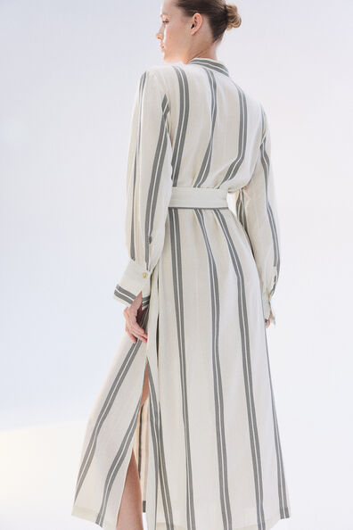 Белый