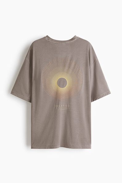 Loose Fit boxy-style sports T-shirt with DryMove™