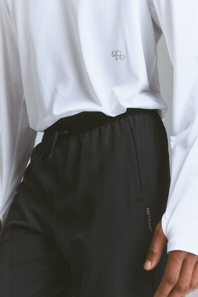 Slim Fit Lightweight running trousers with DryMove™